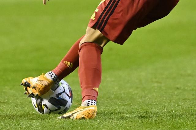 电竞世界杯-本土球员报名规定也违法？欧洲法院再将欧足联一军