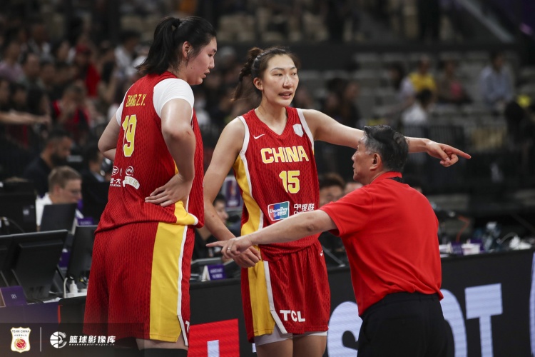 ewc-中国女篮占优的内线表现低迷&amp;外线投射糟糕 张子宇可能是唯一亮点