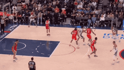 ewc-官宣没事！卡子哥居然没事！哥，你让我好陌生啊，怎么就升级了呢|伦纳德|小卡|快船|洛杉矶快船队|nba_新浪体育_新浪新闻